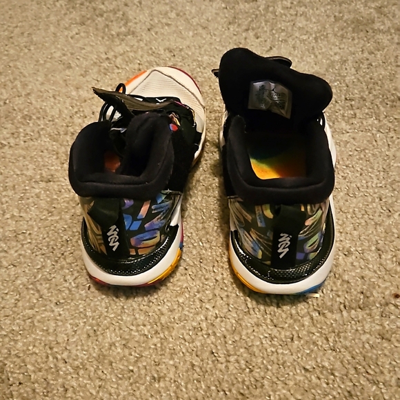 Nike Jordan Zion  basketball kids size 11C - Picture 3 of 5